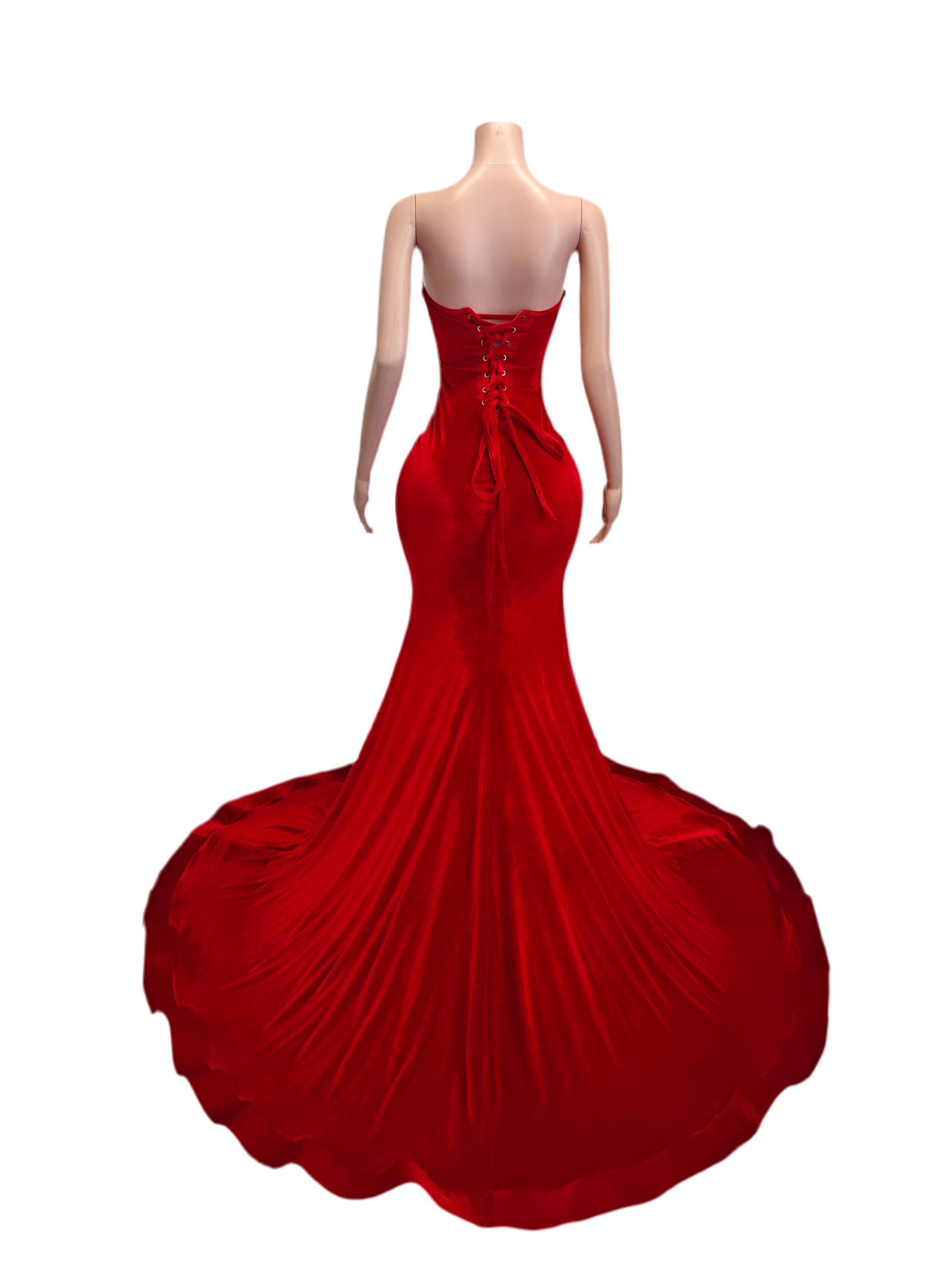 Red Corset Rhinestone Gown – Glamorous Floor-Length Evening Dress