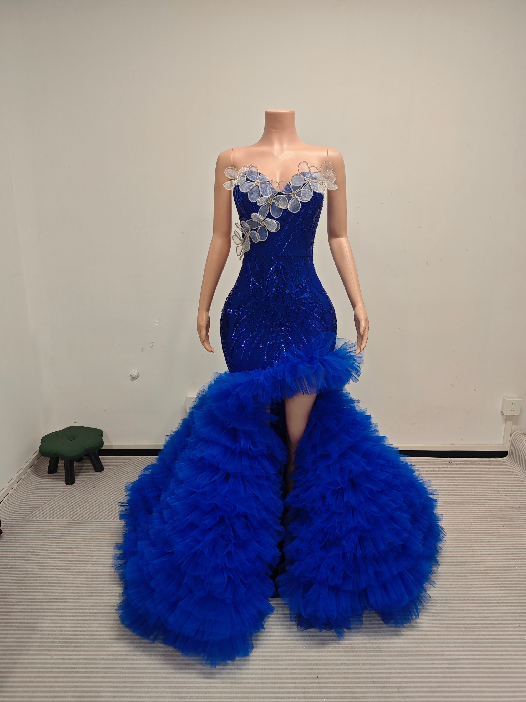 Royal Blue Crystal Feather Gown – Luxury Mermaid Evening Dress